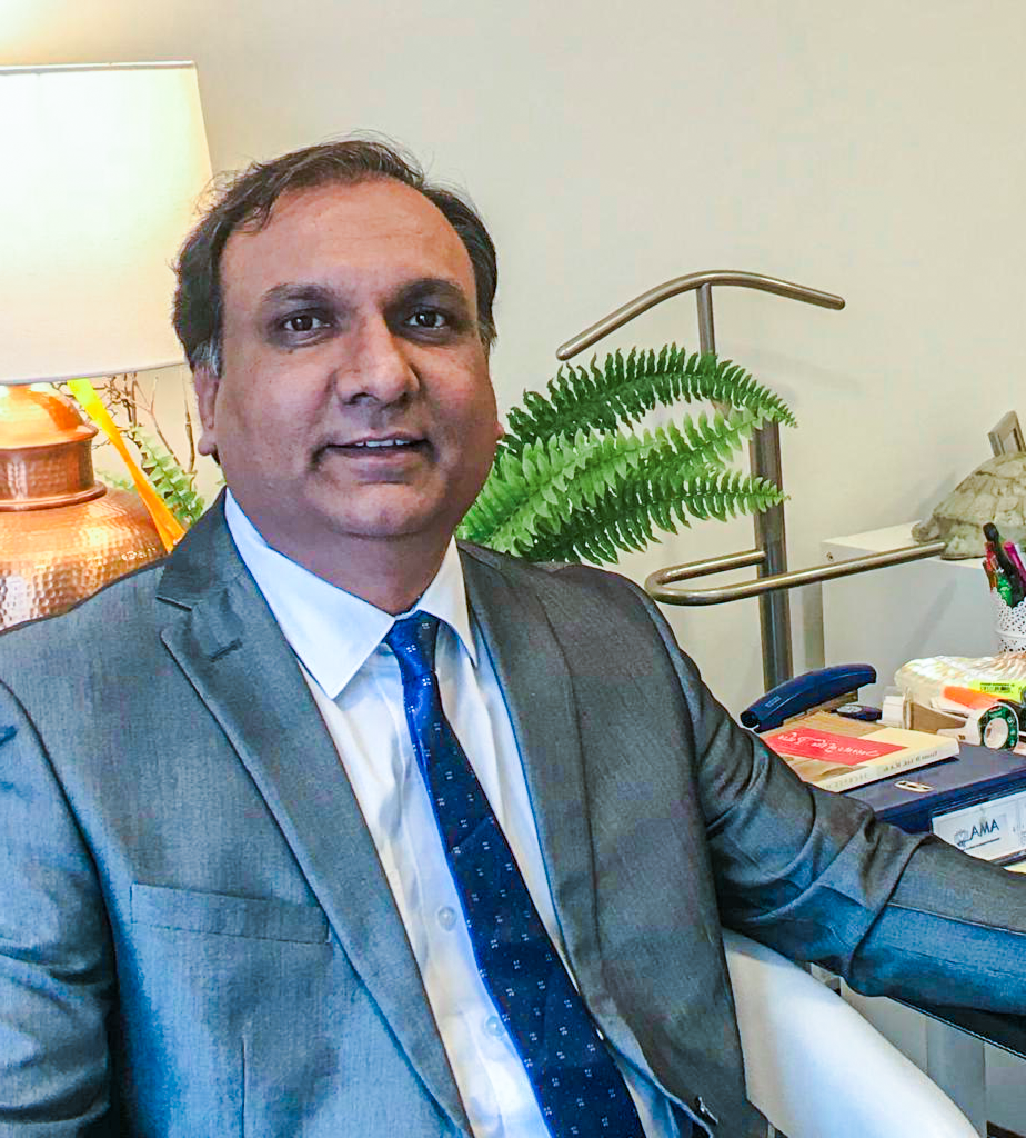 Professeur Gunvant Yeola